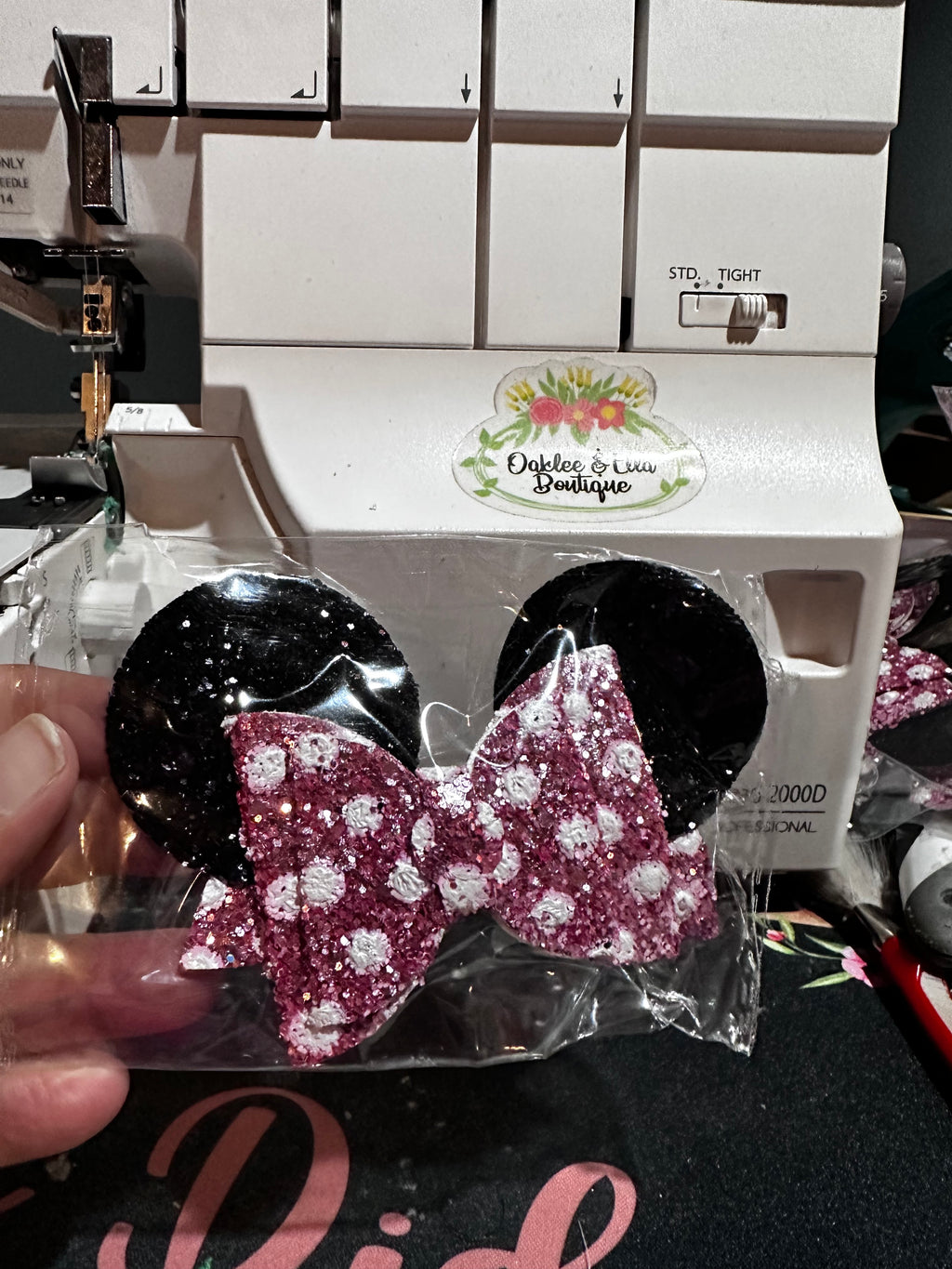 Mouse ear glitter clip pink dot