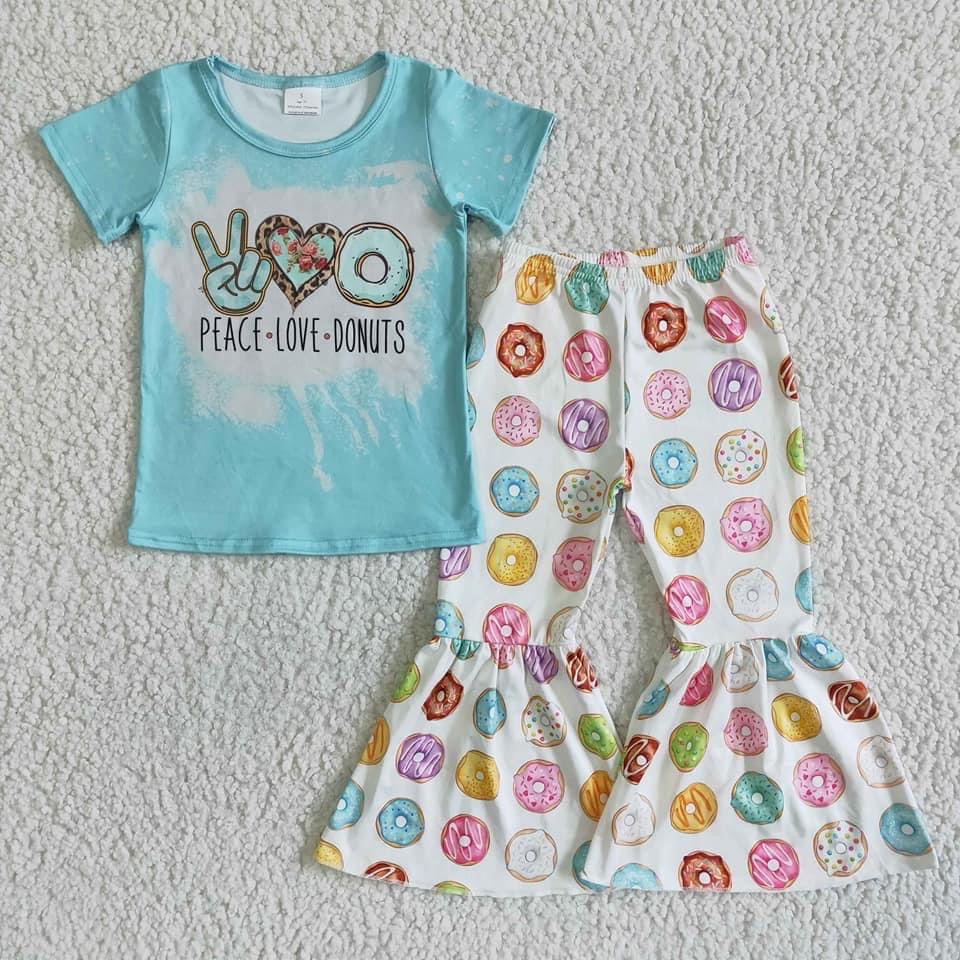 Donuts Pants outfit