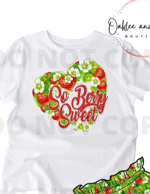 Berry sweet white short sleeve  tshirt